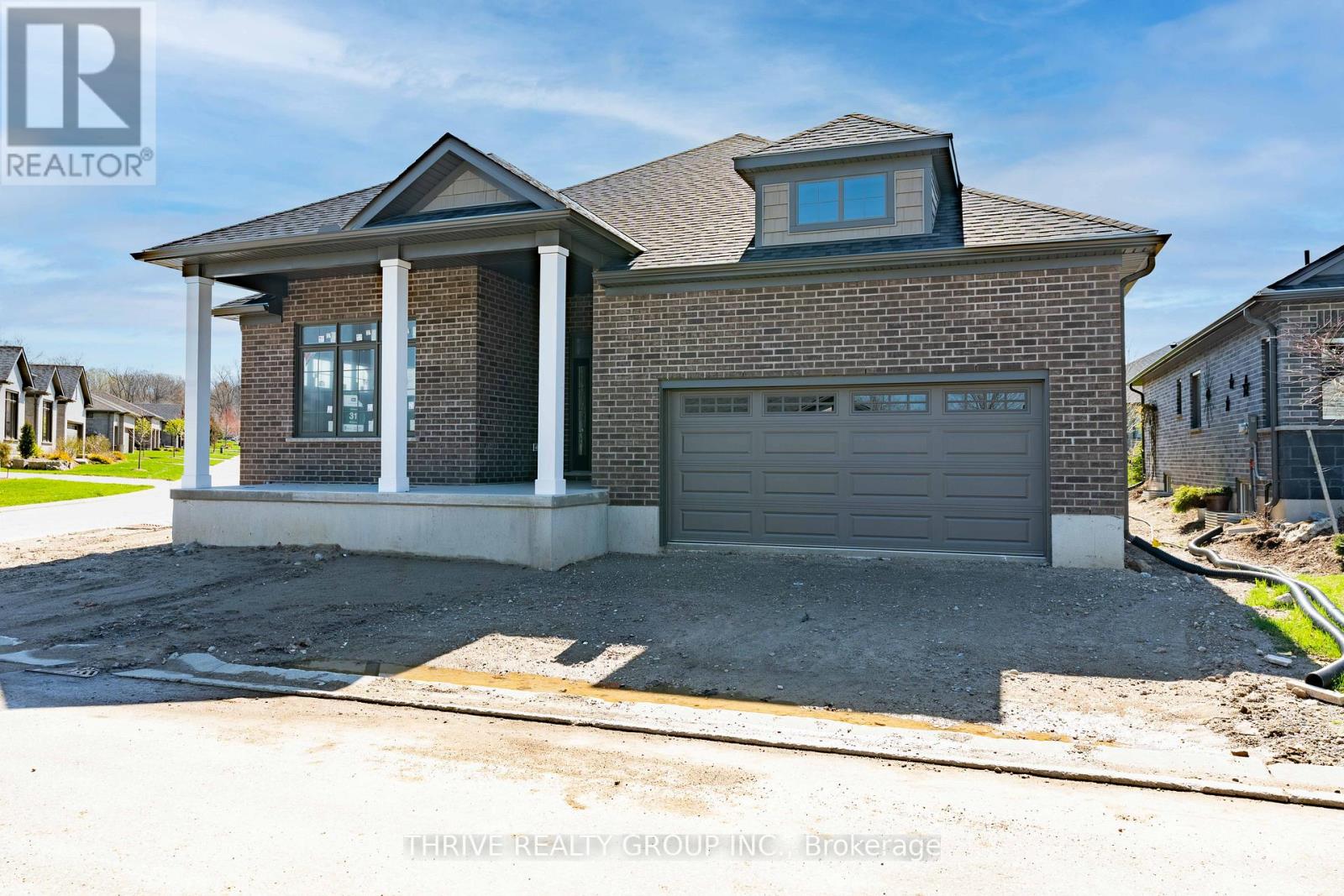 1558 Ed Ervasti Lane, London South, Ontario  N6K 5R7 - Photo 5 - X13041034