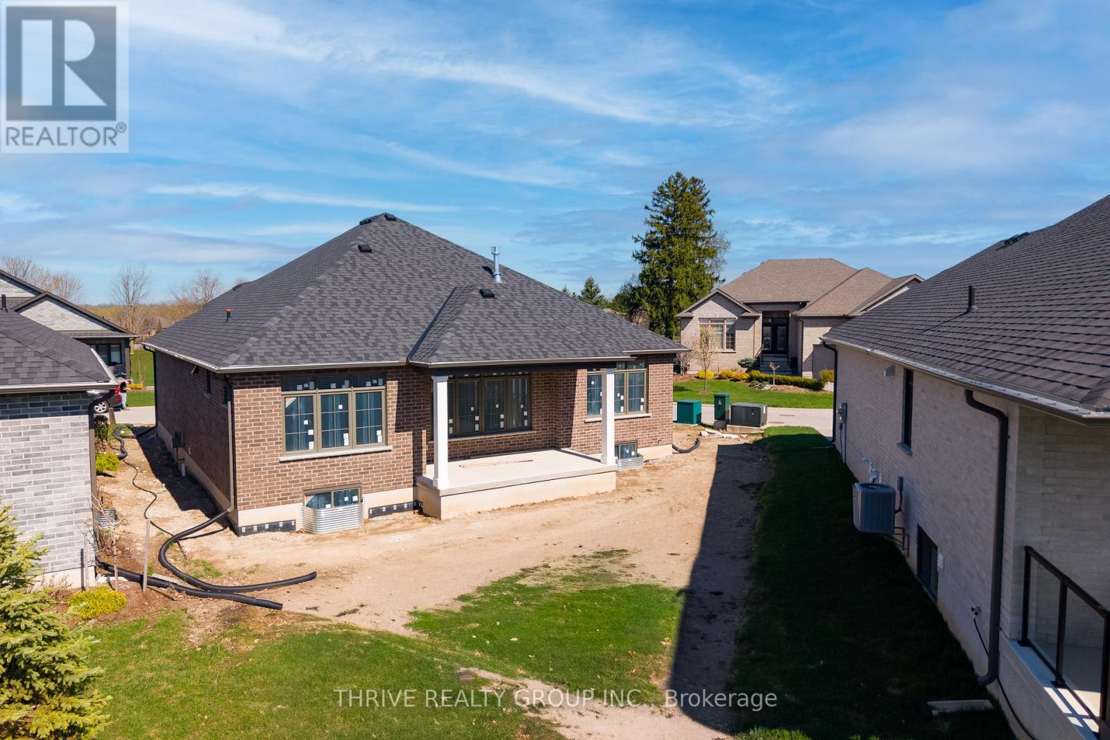 1558 Ed Ervasti Lane, London South, Ontario  N6K 5R7 - Photo 6 - X13041034