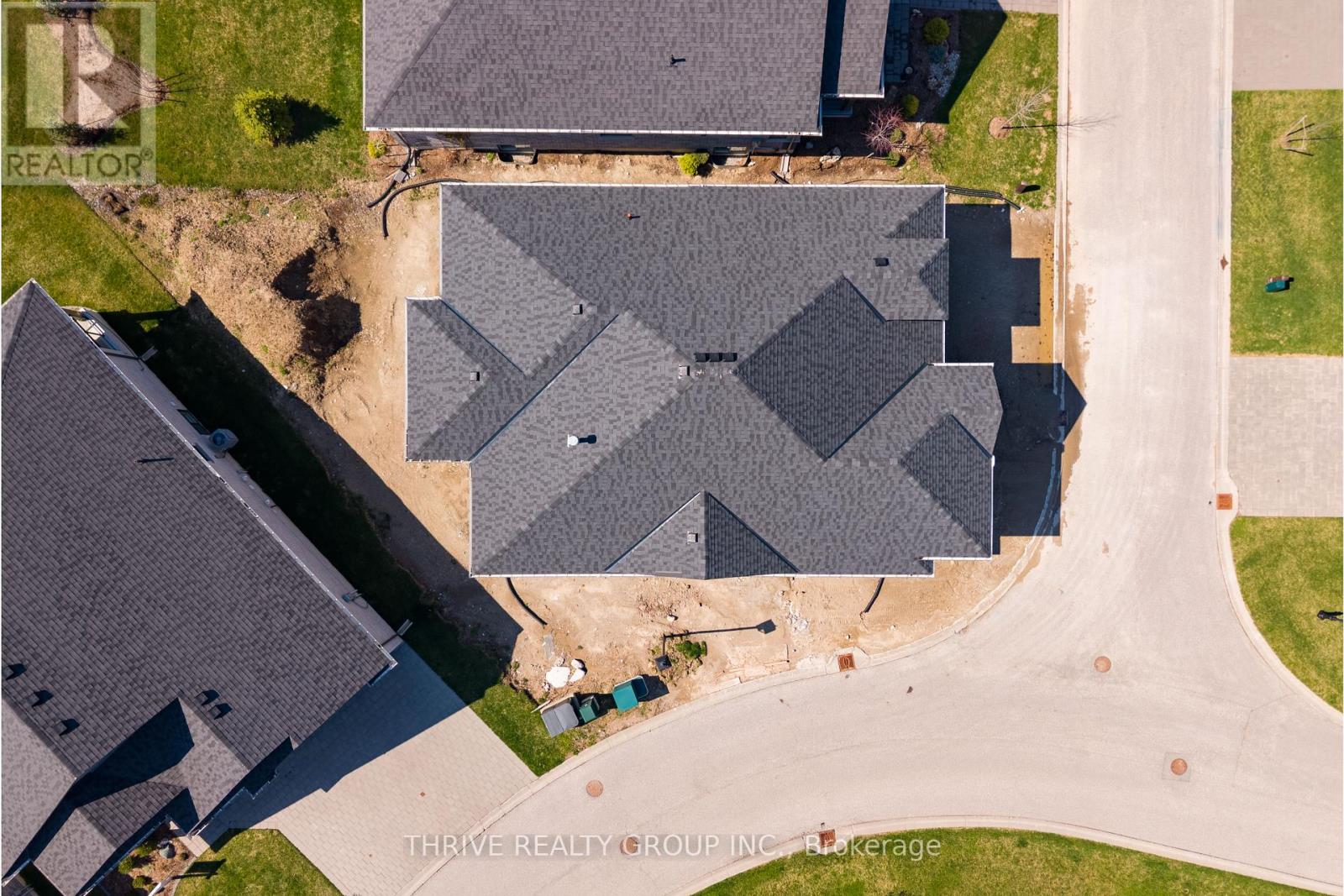 1558 Ed Ervasti Lane, London South, Ontario  N6K 5R7 - Photo 7 - X13041034