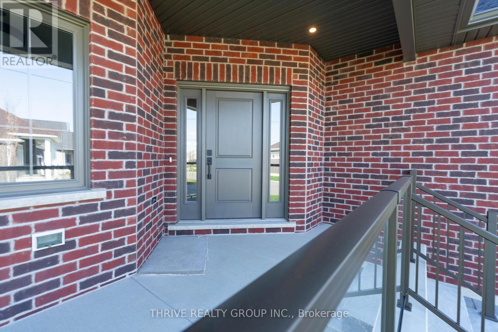 1510 Moe Norman Place, London South, Ontario  N6K 5R5 - Photo 5 - X13041080