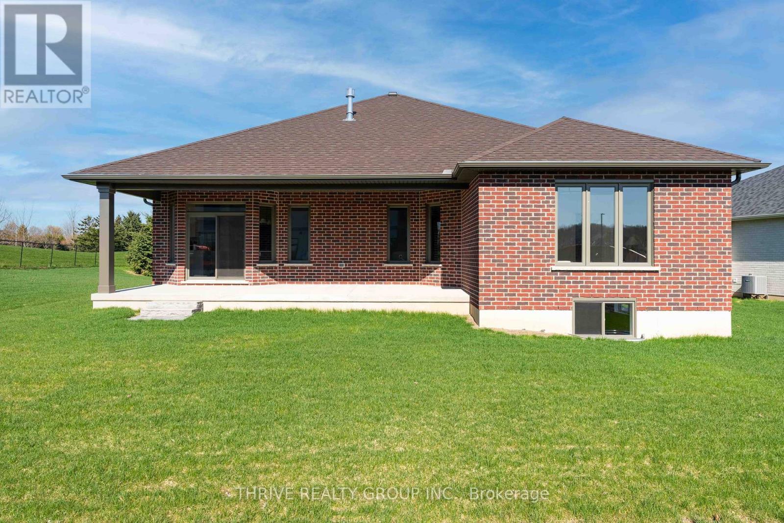 1510 Moe Norman Place, London South, Ontario  N6K 5R5 - Photo 6 - X13041080