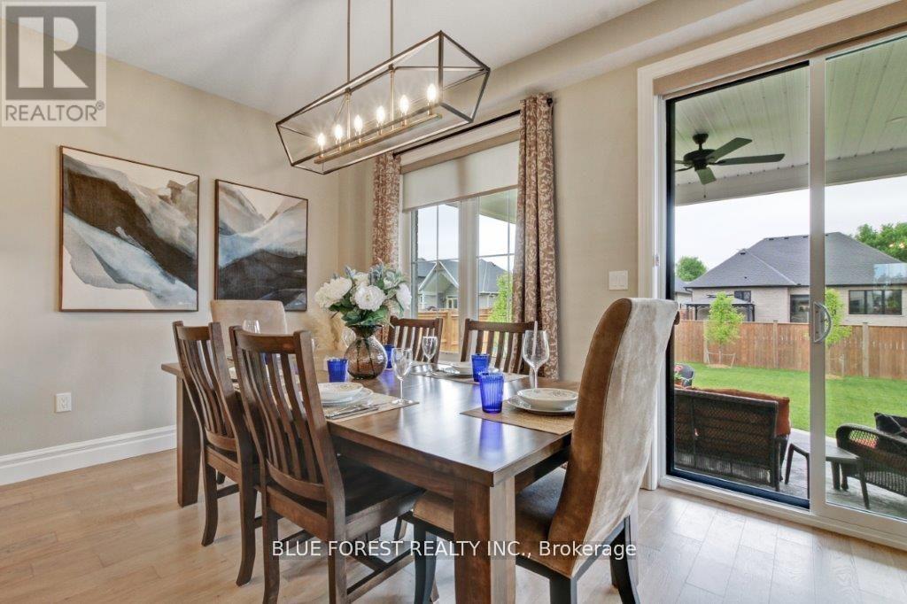 192 Foxborough Place, Thames Centre, Ontario  N0M 2P0 - Photo 18 - X13041118