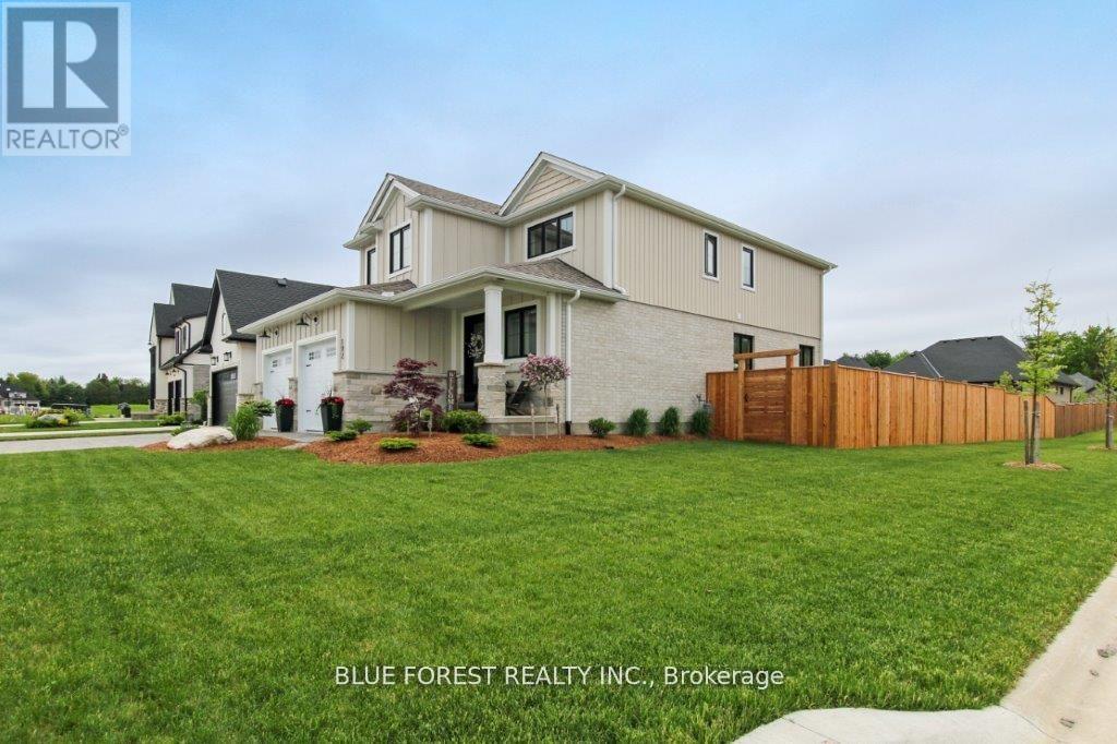 192 Foxborough Place, Thames Centre, Ontario  N0M 2P0 - Photo 3 - X13041118