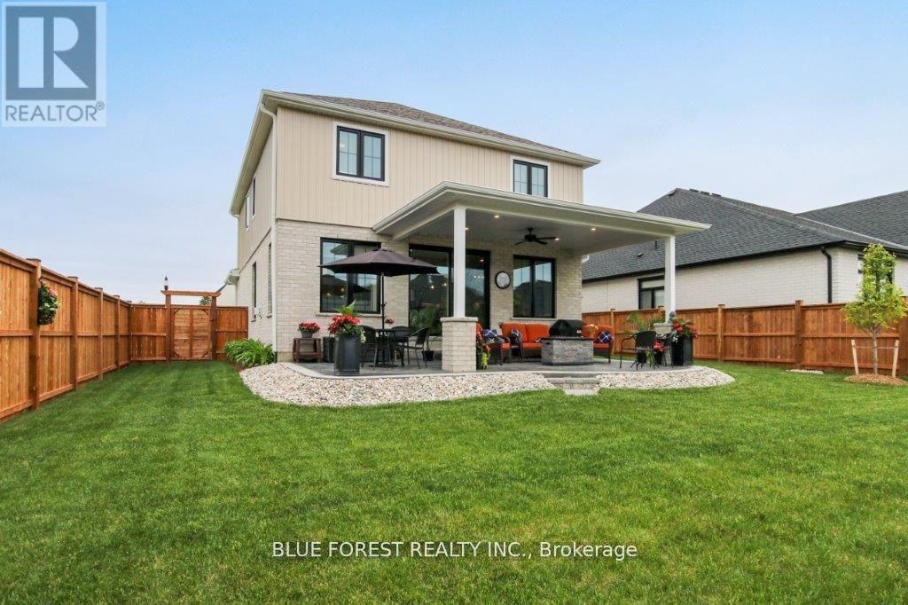 192 Foxborough Place, Thames Centre, Ontario  N0M 2P0 - Photo 34 - X13041118