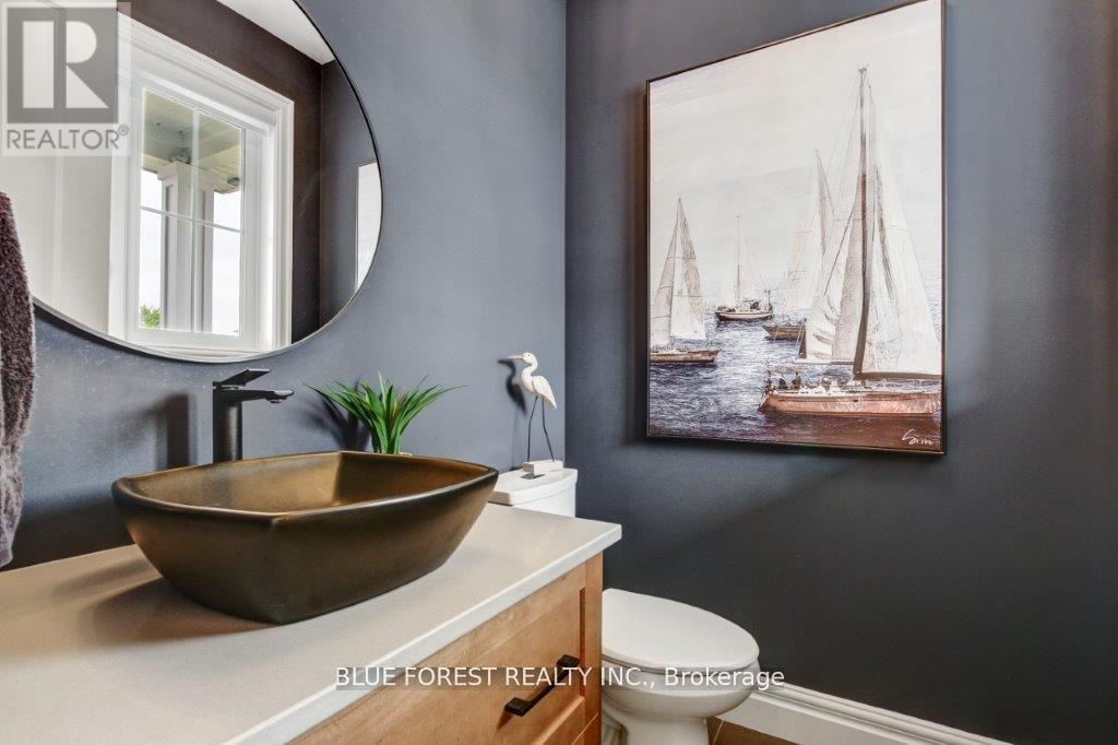 192 Foxborough Place, Thames Centre, Ontario  N0M 2P0 - Photo 6 - X13041118