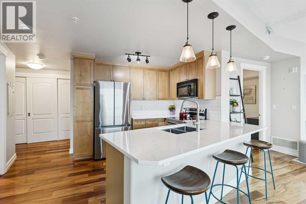 1701, 836 15 Avenue, Calgary, Alberta  T2R 1S2 - Photo 4 - A2299724