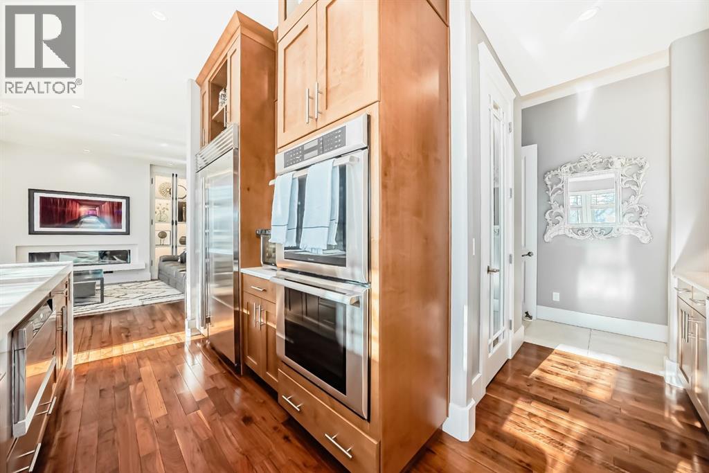 22 Angle Street SW, Calgary, Alberta  T3E 0V6 - Photo 9 - A2302006