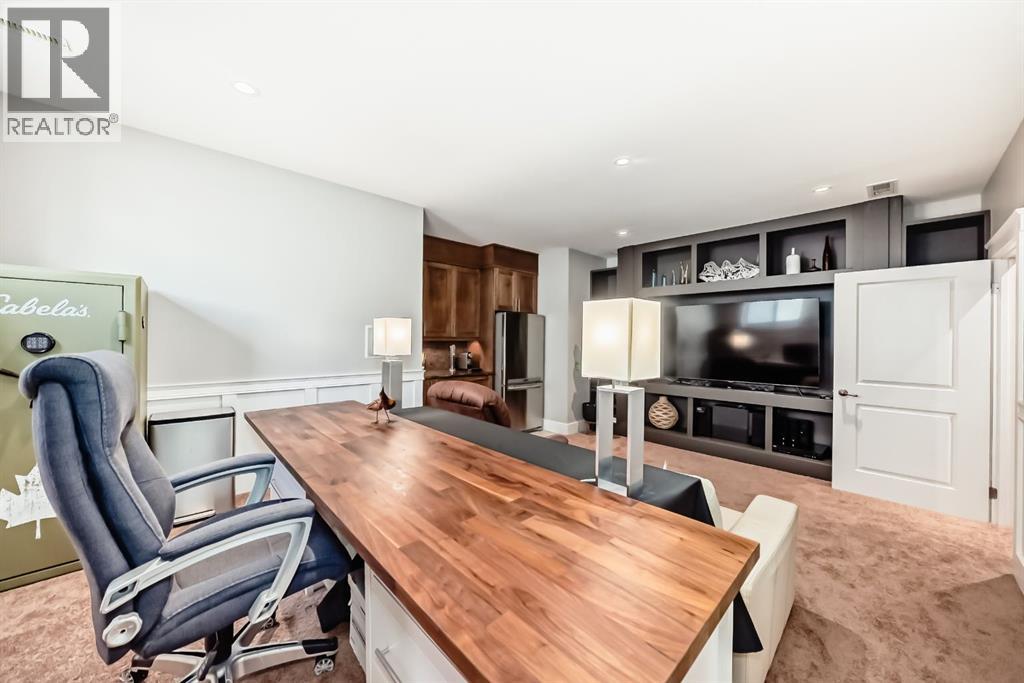 22 Angle Street SW, Calgary, Alberta  T3E 0V6 - Photo 41 - A2302006