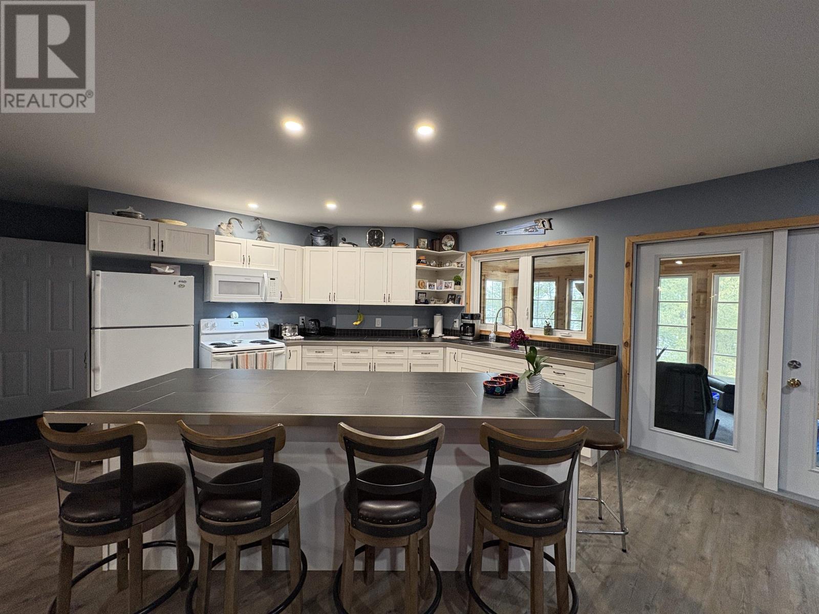 283 Japada Trl, Bears Pass, Ontario  P9A 0A1 - Photo 13 - TB2600707