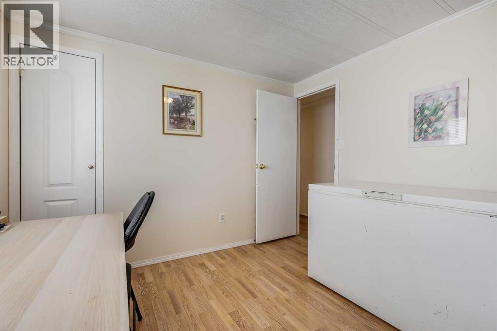 240 Big Hill Circle SE, Airdrie, Alberta  T4A 1P8 - Photo 23 - A2304272