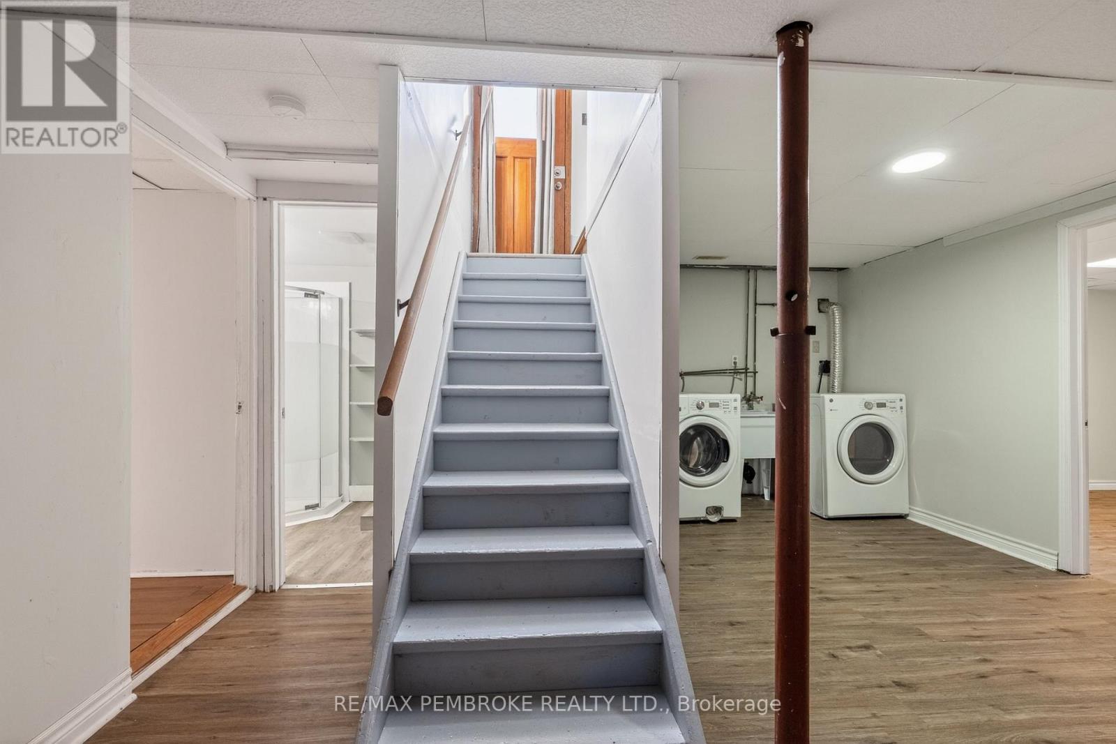 10 Algonquin Street, Petawawa, Ontario  K8H 2A9 - Photo 21 - X13041046