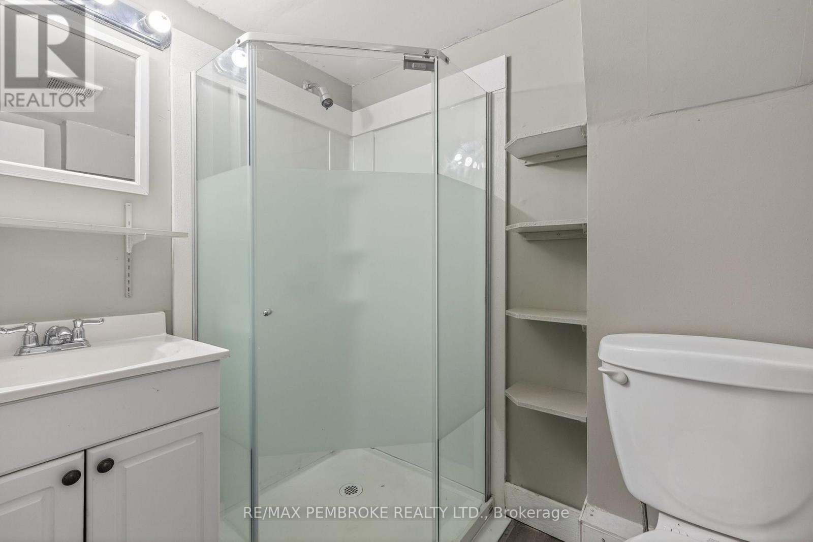 10 Algonquin Street, Petawawa, Ontario  K8H 2A9 - Photo 27 - X13041046