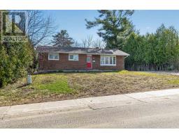 10 ALGONQUIN STREET, Petawawa, Ontario