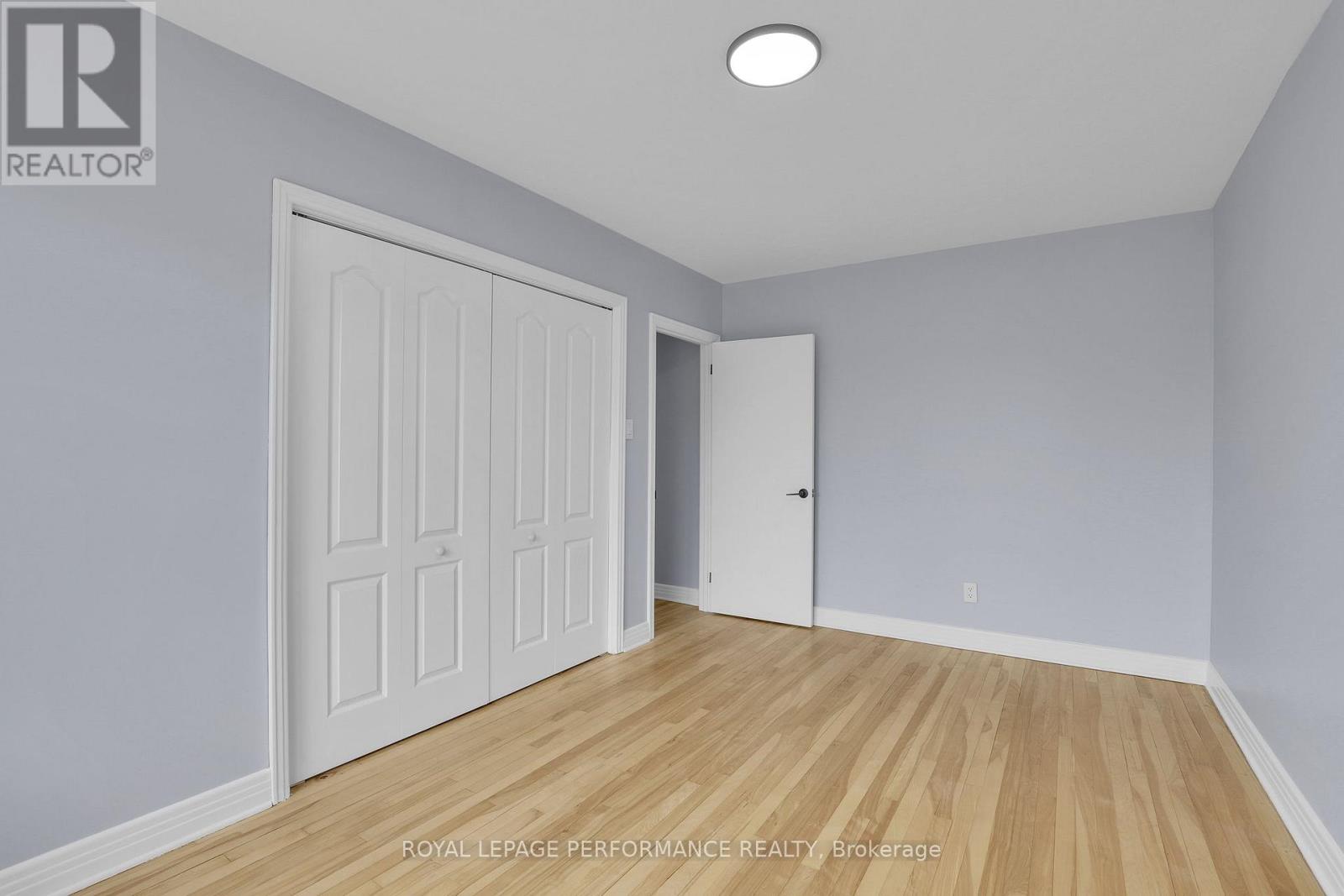 Upper Unit - 934 Smyth Road, Ottawa, Ontario  K1G 1P6 - Photo 10 - X13041150