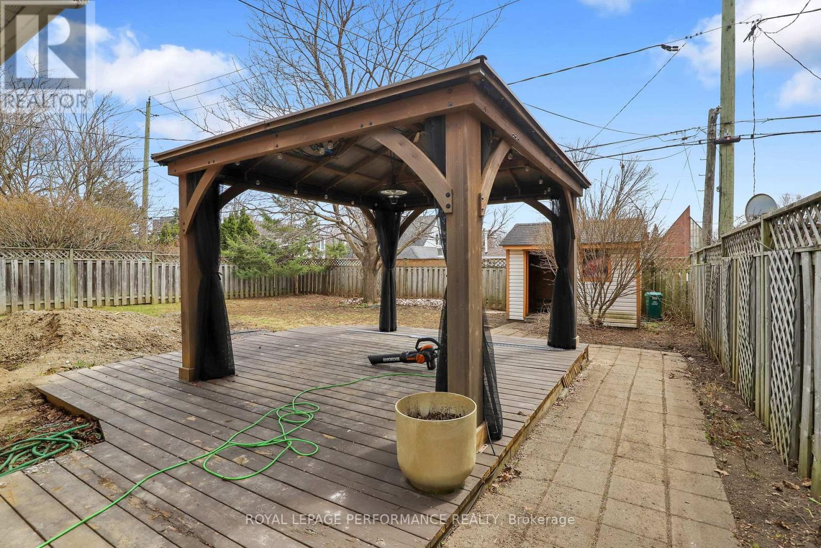 Upper Unit - 934 Smyth Road, Ottawa, Ontario  K1G 1P6 - Photo 18 - X13041150