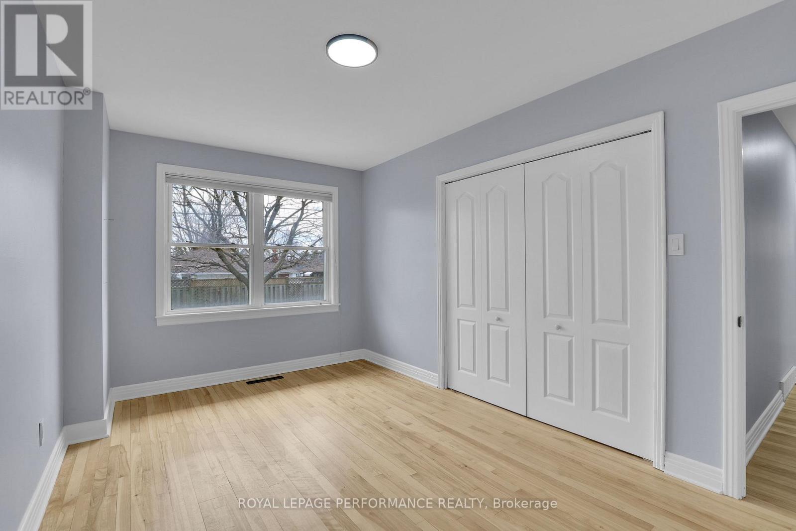 Upper Unit - 934 Smyth Road, Ottawa, Ontario  K1G 1P6 - Photo 9 - X13041150