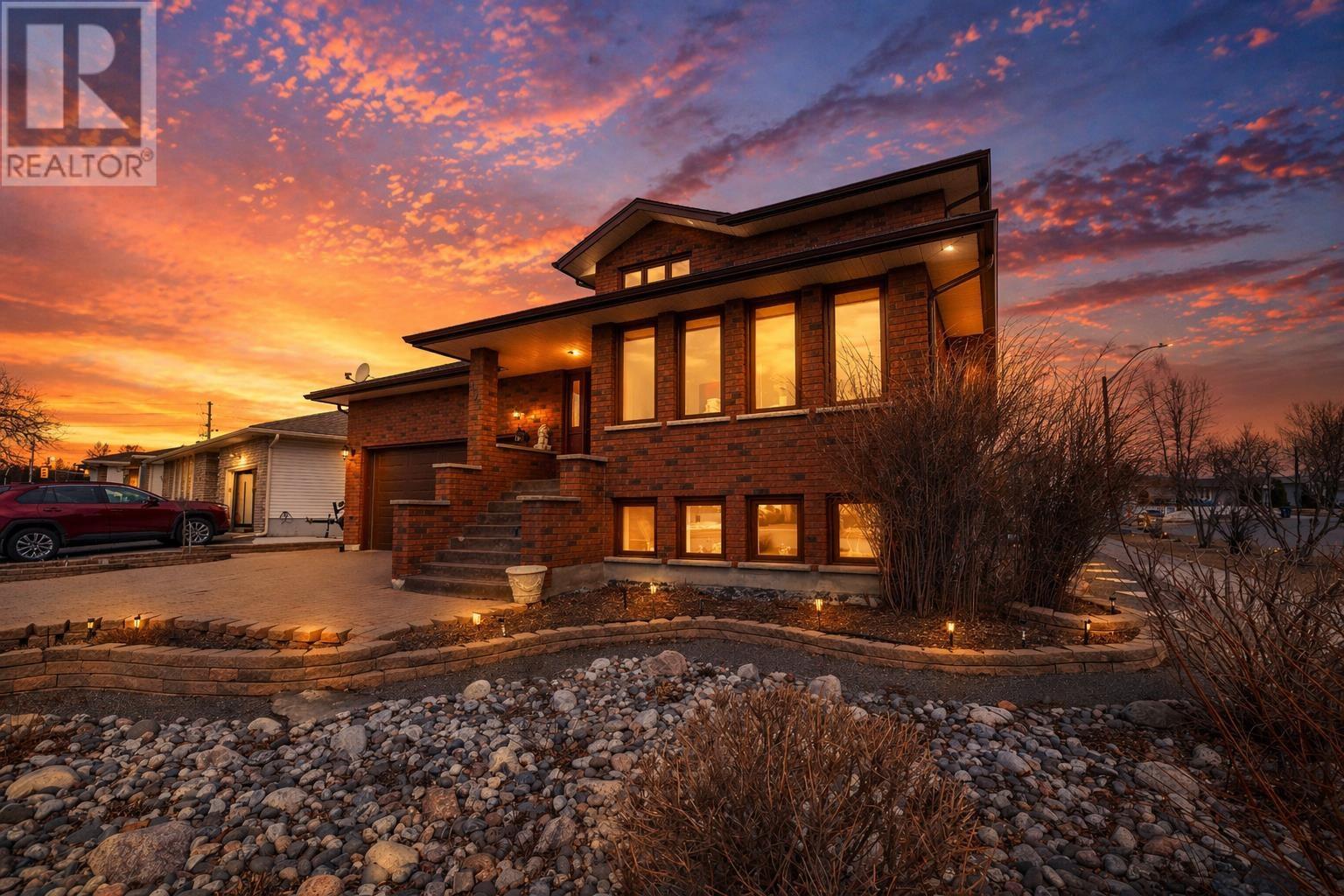 405 Rivera DR, Thunder Bay, Ontario