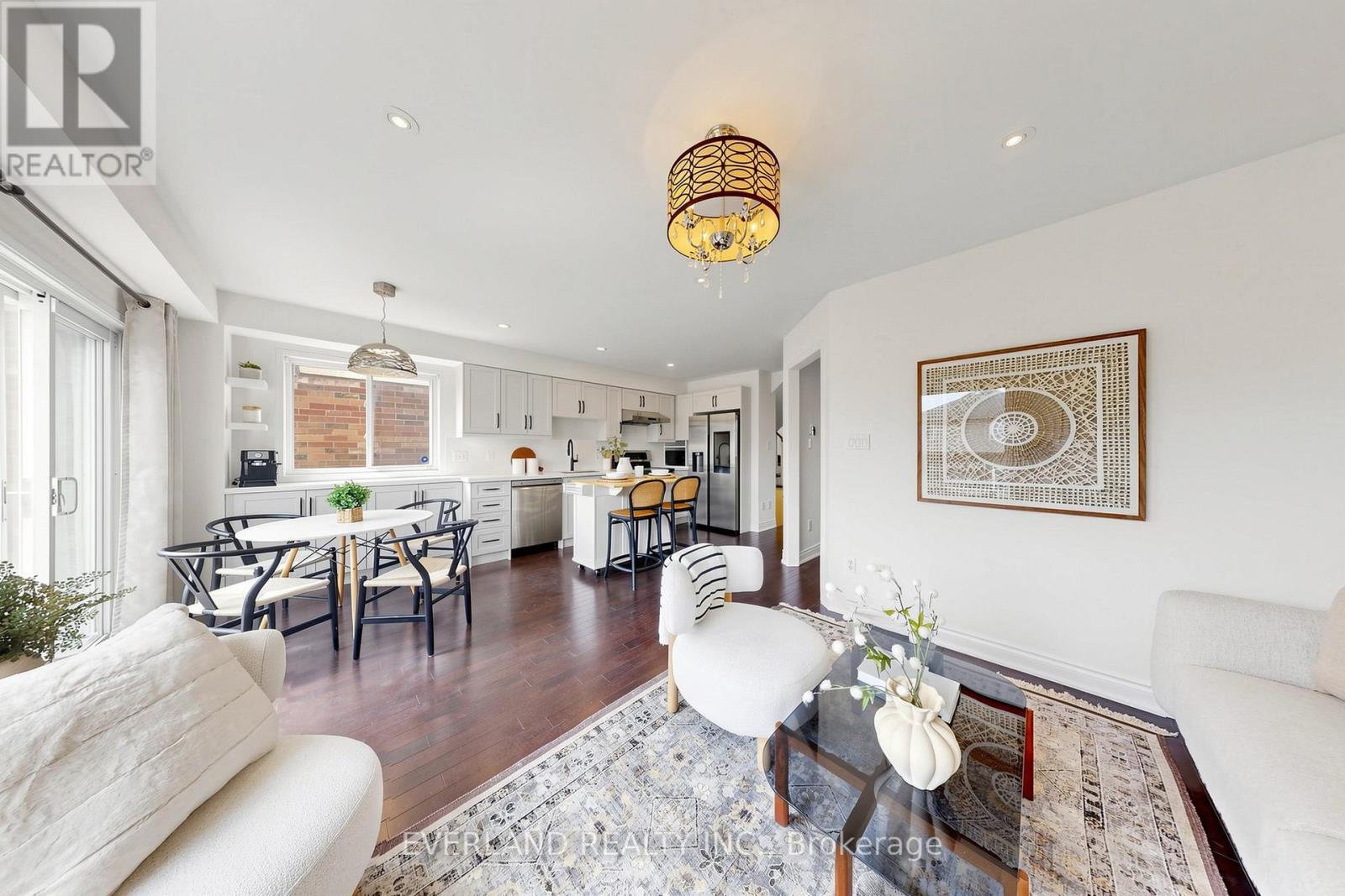 50 Shenandoah Drive, Whitby, Ontario  L1P 1T3 - Photo 10 - E13037904