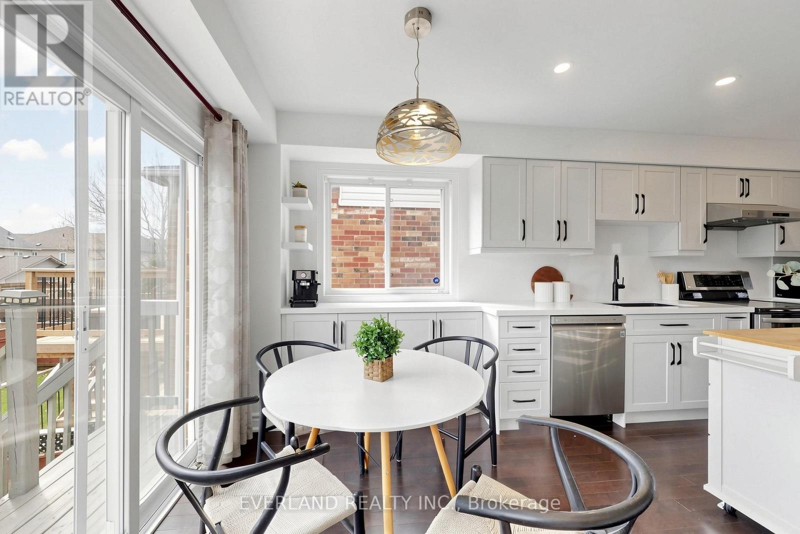 50 Shenandoah Drive, Whitby, Ontario  L1P 1T3 - Photo 18 - E13037904