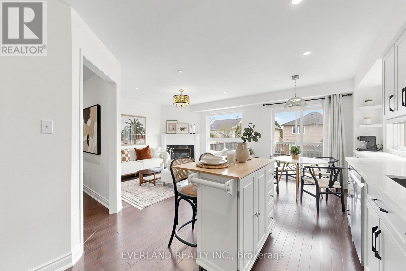 50 Shenandoah Drive, Whitby, Ontario  L1P 1T3 - Photo 13 - E13037904