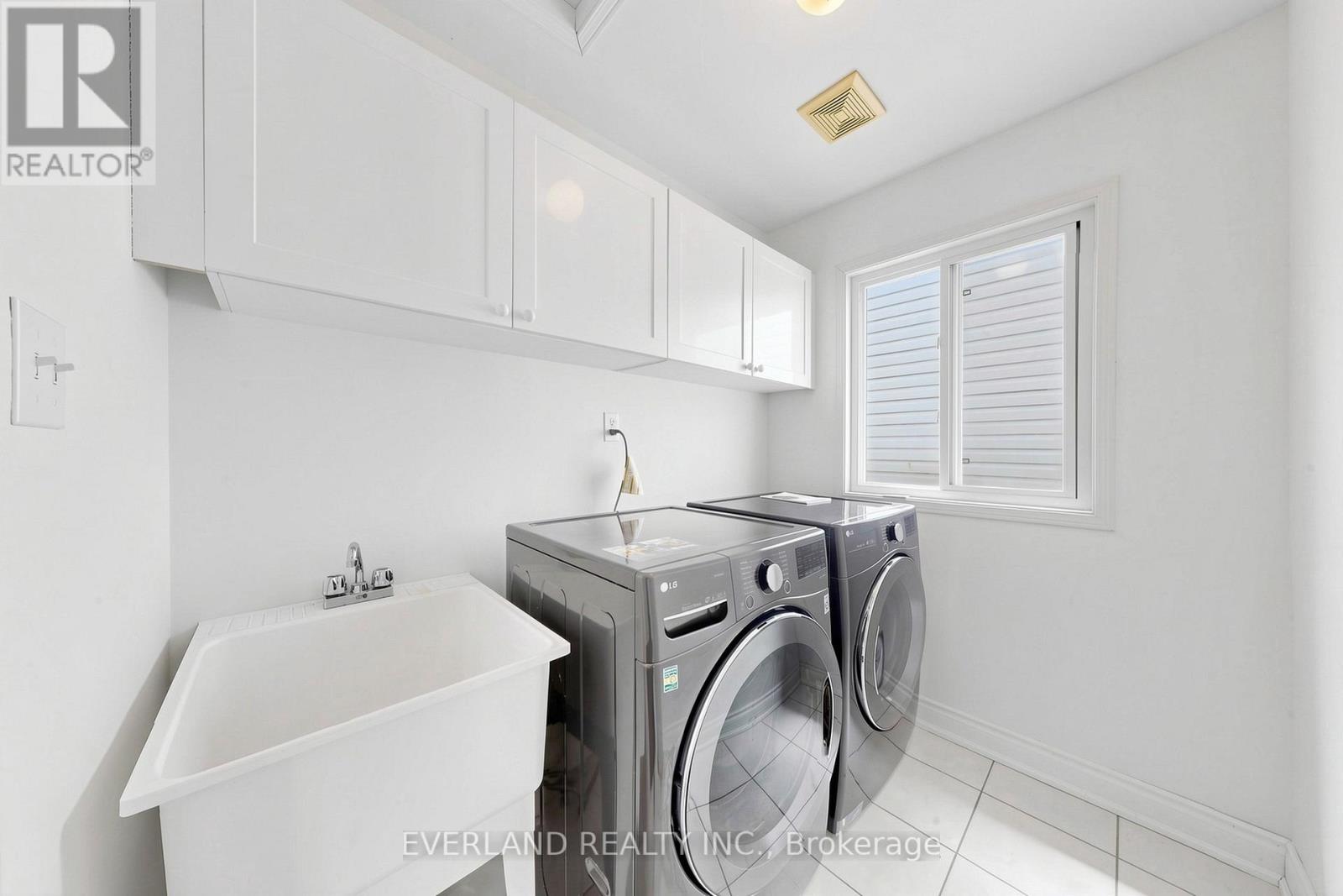 50 Shenandoah Drive, Whitby, Ontario  L1P 1T3 - Photo 34 - E13037904