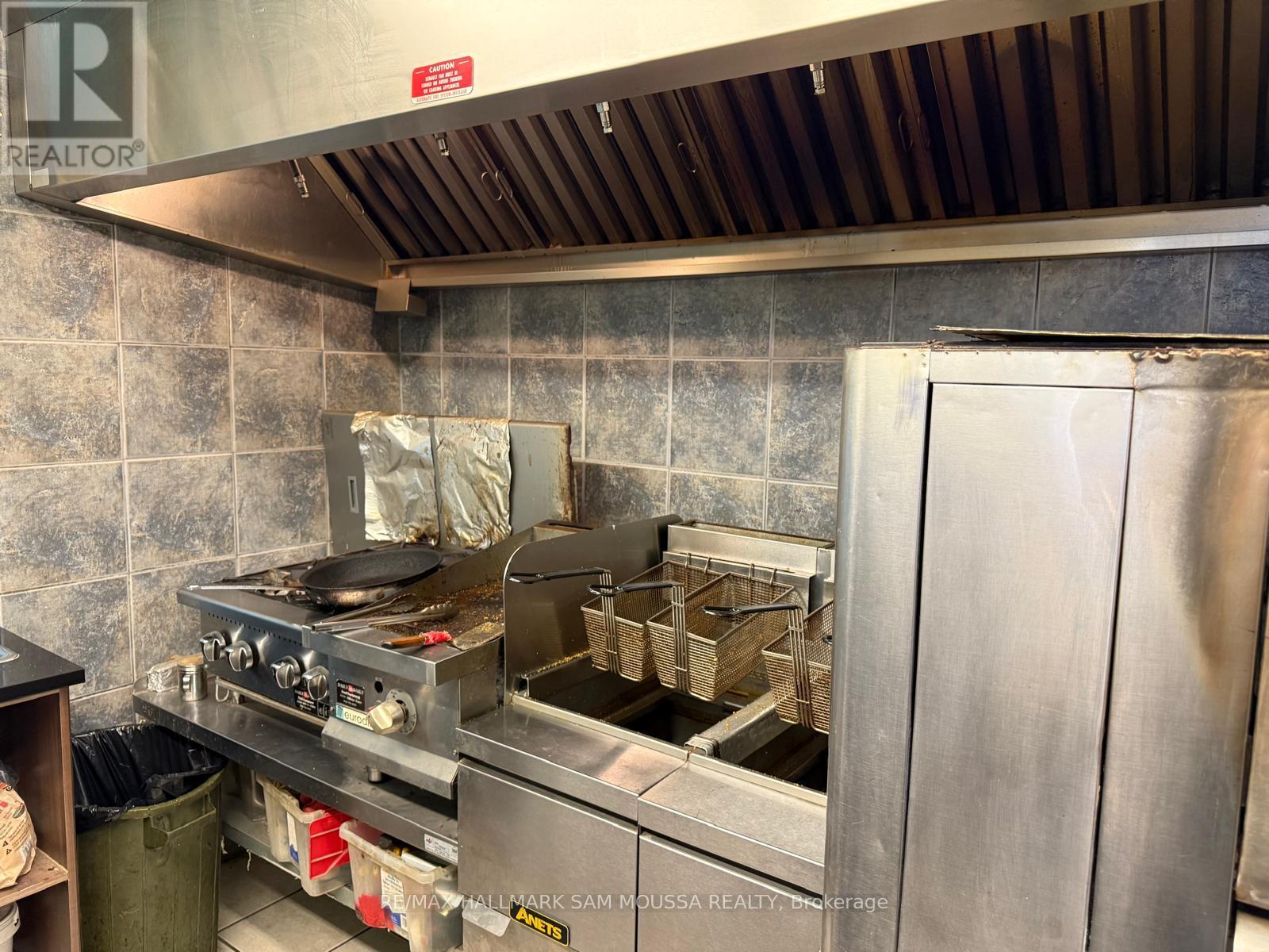 72 George Street, Lanark Highlands, Ontario  K0G 1K0 - Photo 3 - X13040932