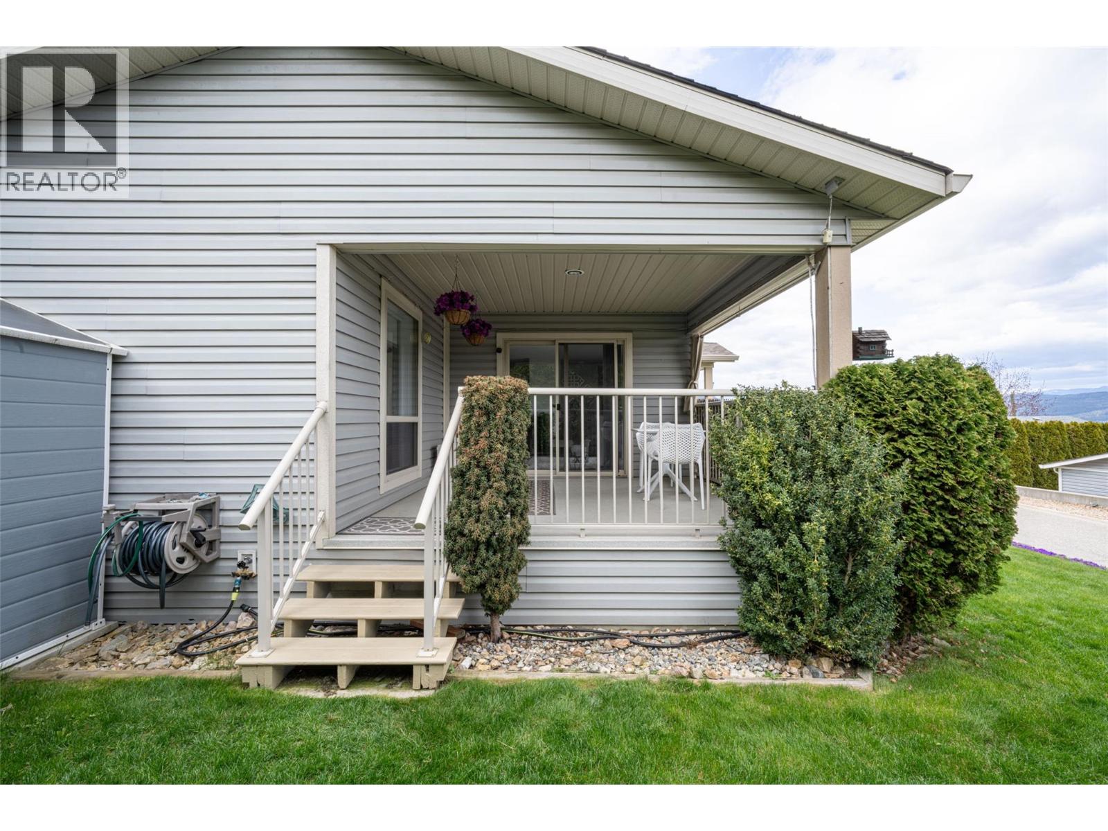 1510 Trans Canada Highway Unit# 42, Sorrento, British Columbia  V0E 2W2 - Photo 41 - 10384302