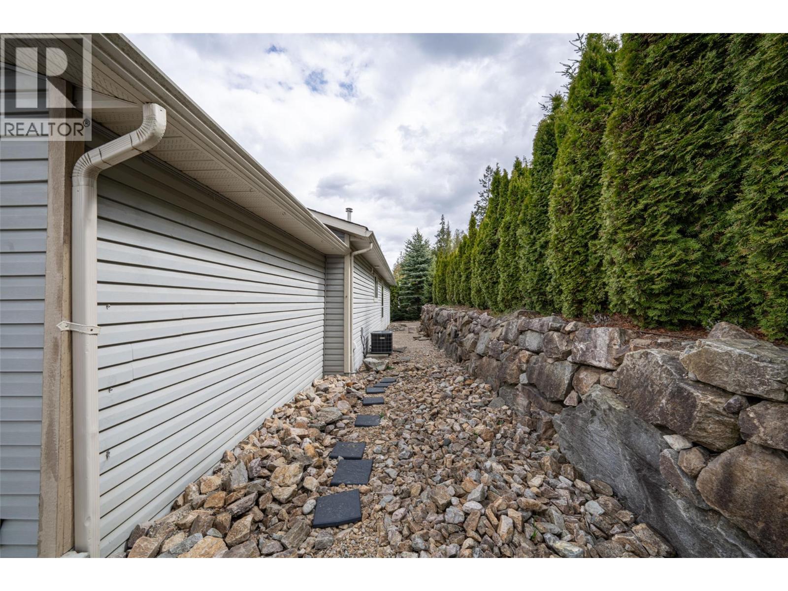 1510 Trans Canada Highway Unit# 42, Sorrento, British Columbia  V0E 2W2 - Photo 53 - 10384302