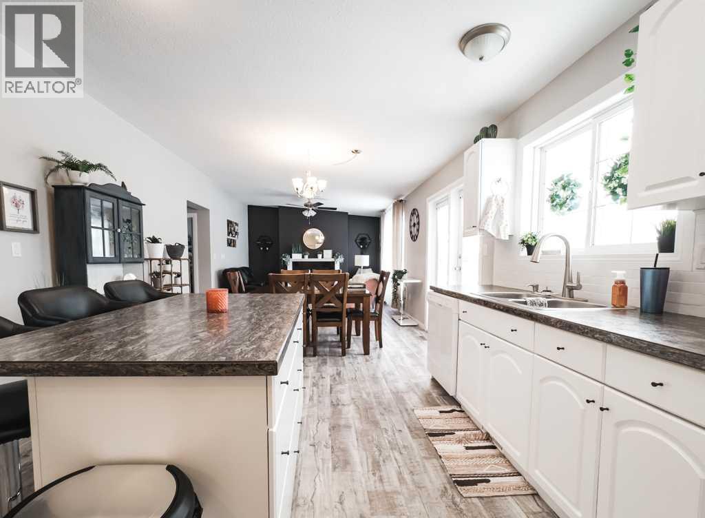 10705 101 Avenue, La Crete, Alberta  T0H 2H0 - Photo 12 - A2302010