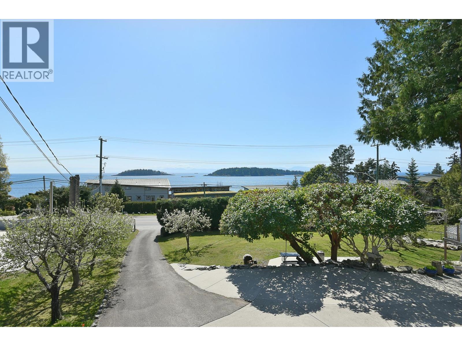 6502 Sunshine Coast Highway, Sechelt, British Columbia  V7Z 0M9 - Photo 10 - R3115485