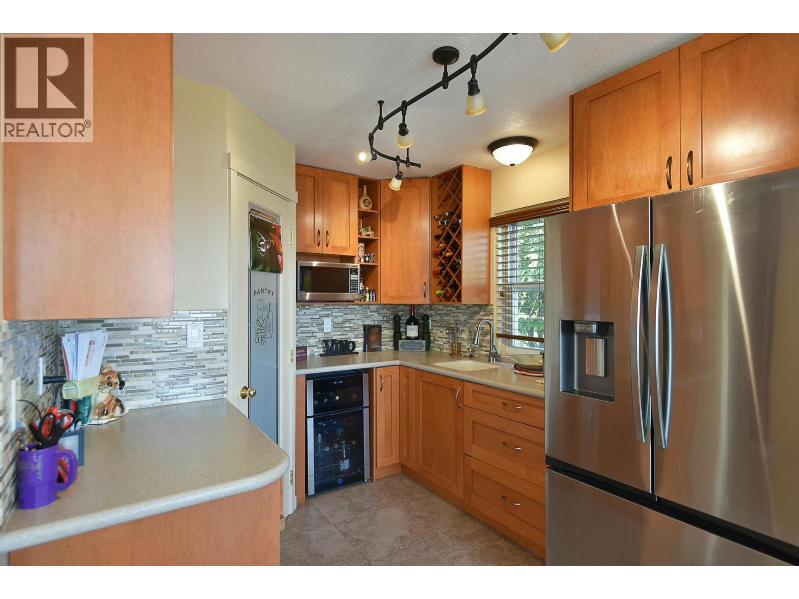 6502 Sunshine Coast Highway, Sechelt, British Columbia  V7Z 0M9 - Photo 7 - R3115485