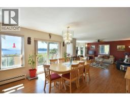 6502 SUNSHINE COAST HIGHWAY, Sechelt, British Columbia