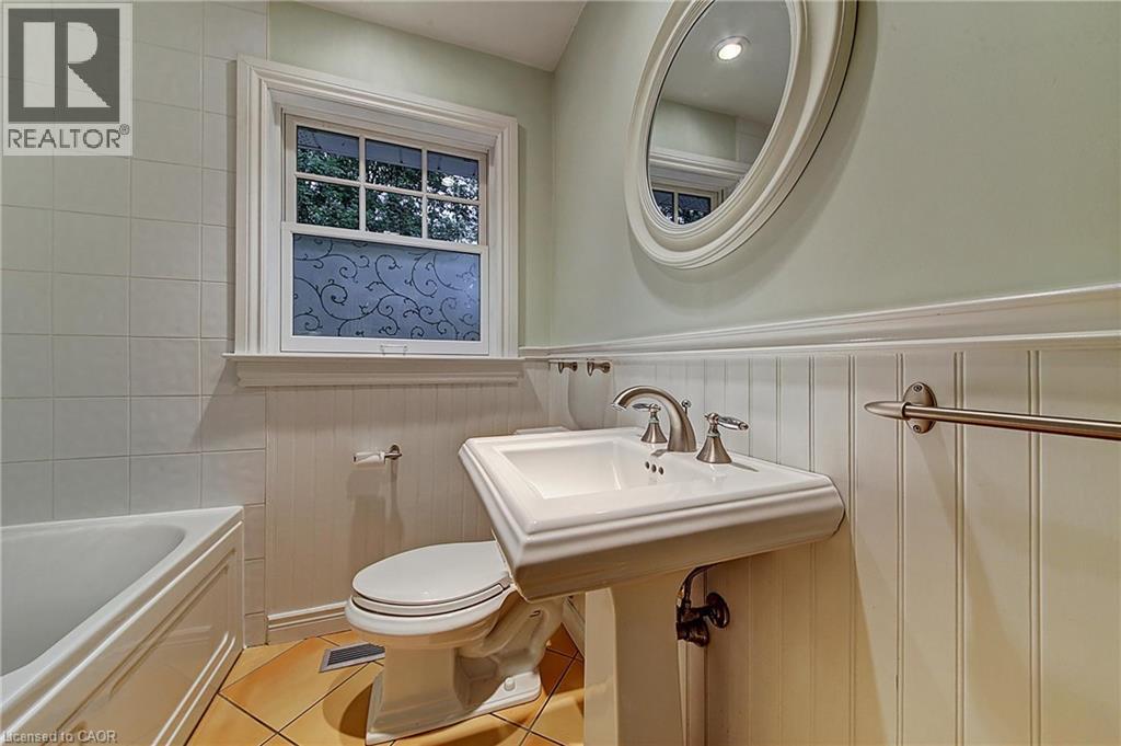 463 Avon Crescent, Oakville, Ontario  L6J 2T2 - Photo 13 - 40823881