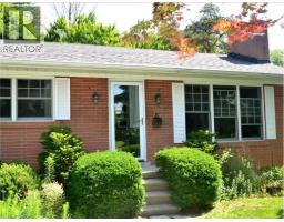 463 AVON Crescent, Oakville, Ontario