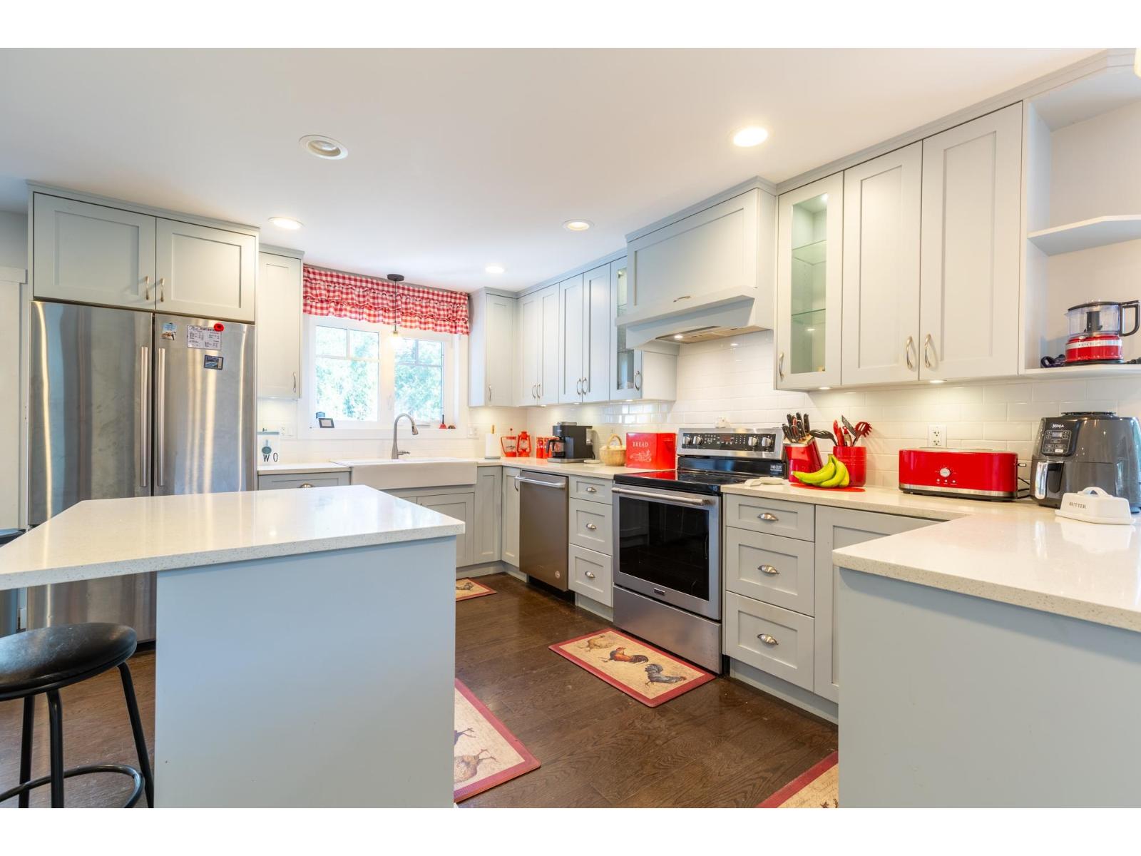 9328 Larkspur Avenue, Mission, British Columbia  V2V 7C9 - Photo 11 - R3115300