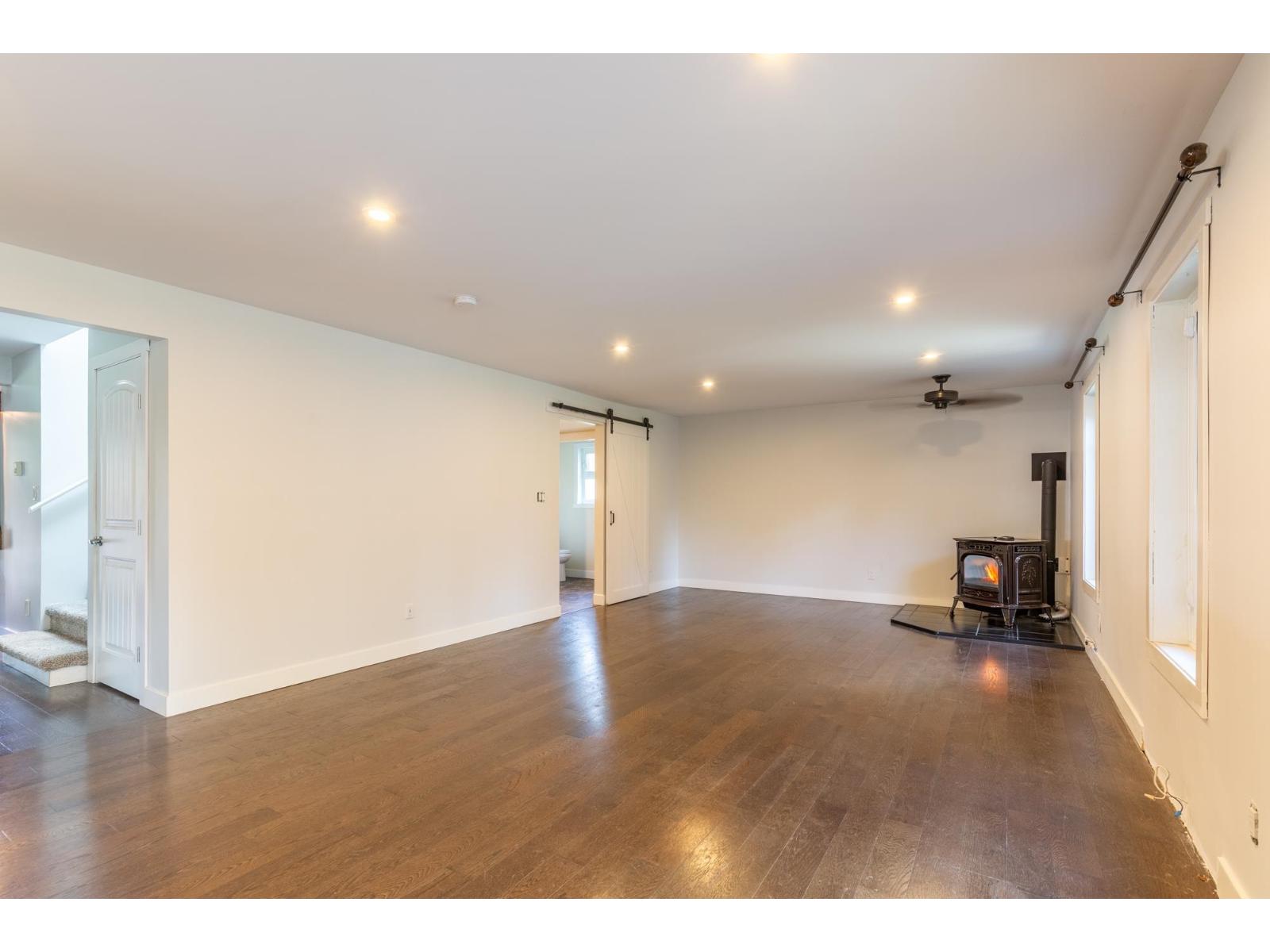 9328 Larkspur Avenue, Mission, British Columbia  V2V 7C9 - Photo 16 - R3115300