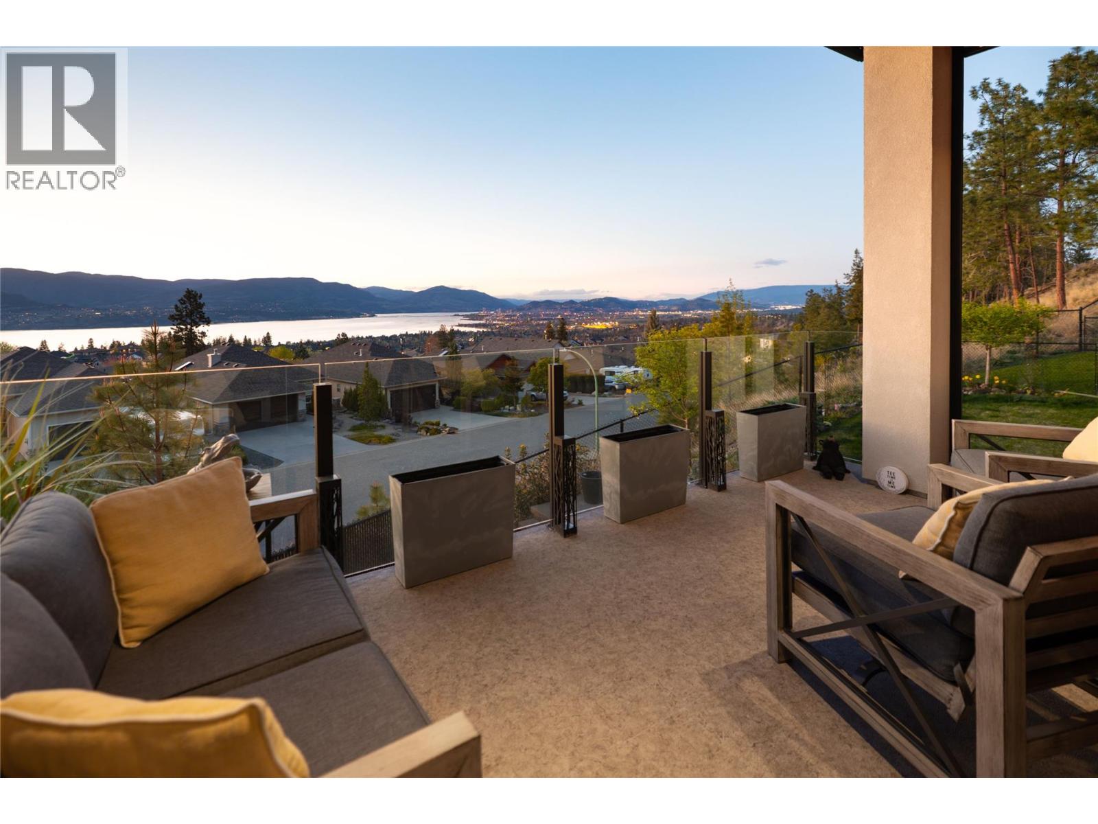 680 Cantina Court, Kelowna, British Columbia  V1W 4X6 - Photo 14 - 10377679
