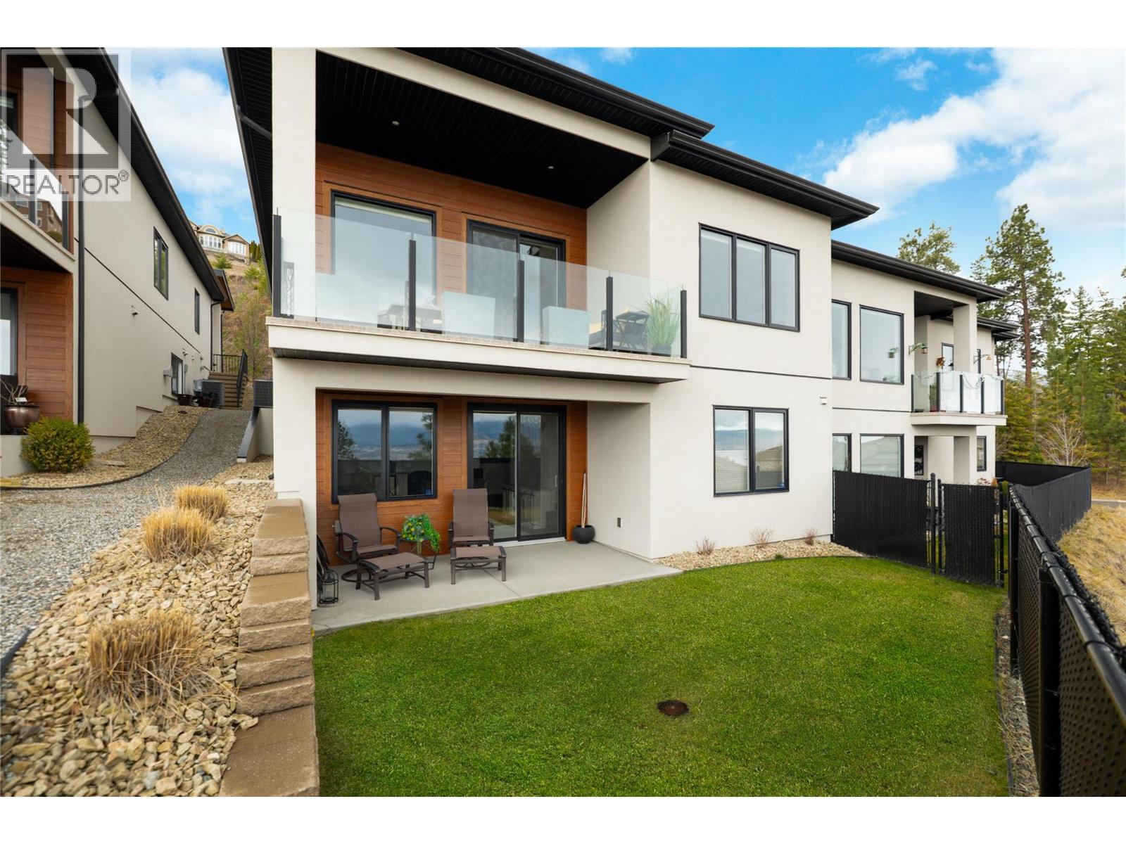 680 Cantina Court, Kelowna, British Columbia  V1W 4X6 - Photo 32 - 10377679