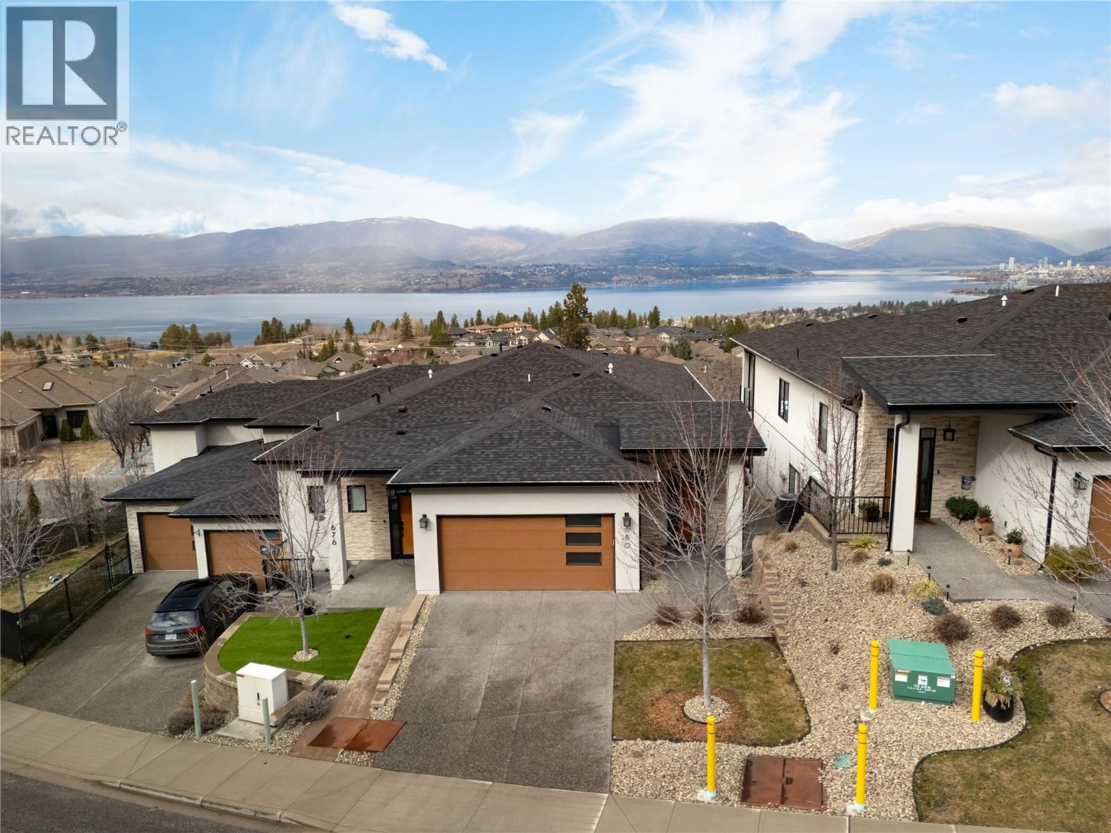 680 Cantina Court, Kelowna, British Columbia  V1W 4X6 - Photo 4 - 10377679
