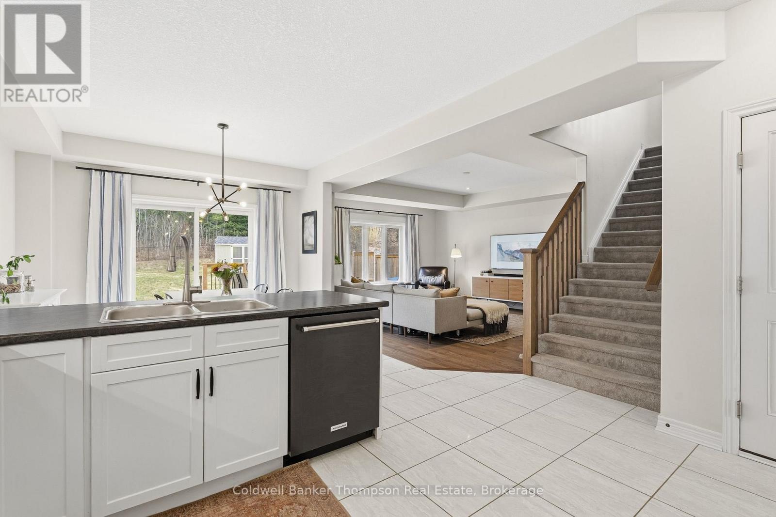 64 Selkirk Drive, Huntsville, Ontario  P1H 0C6 - Photo 11 - X13041120