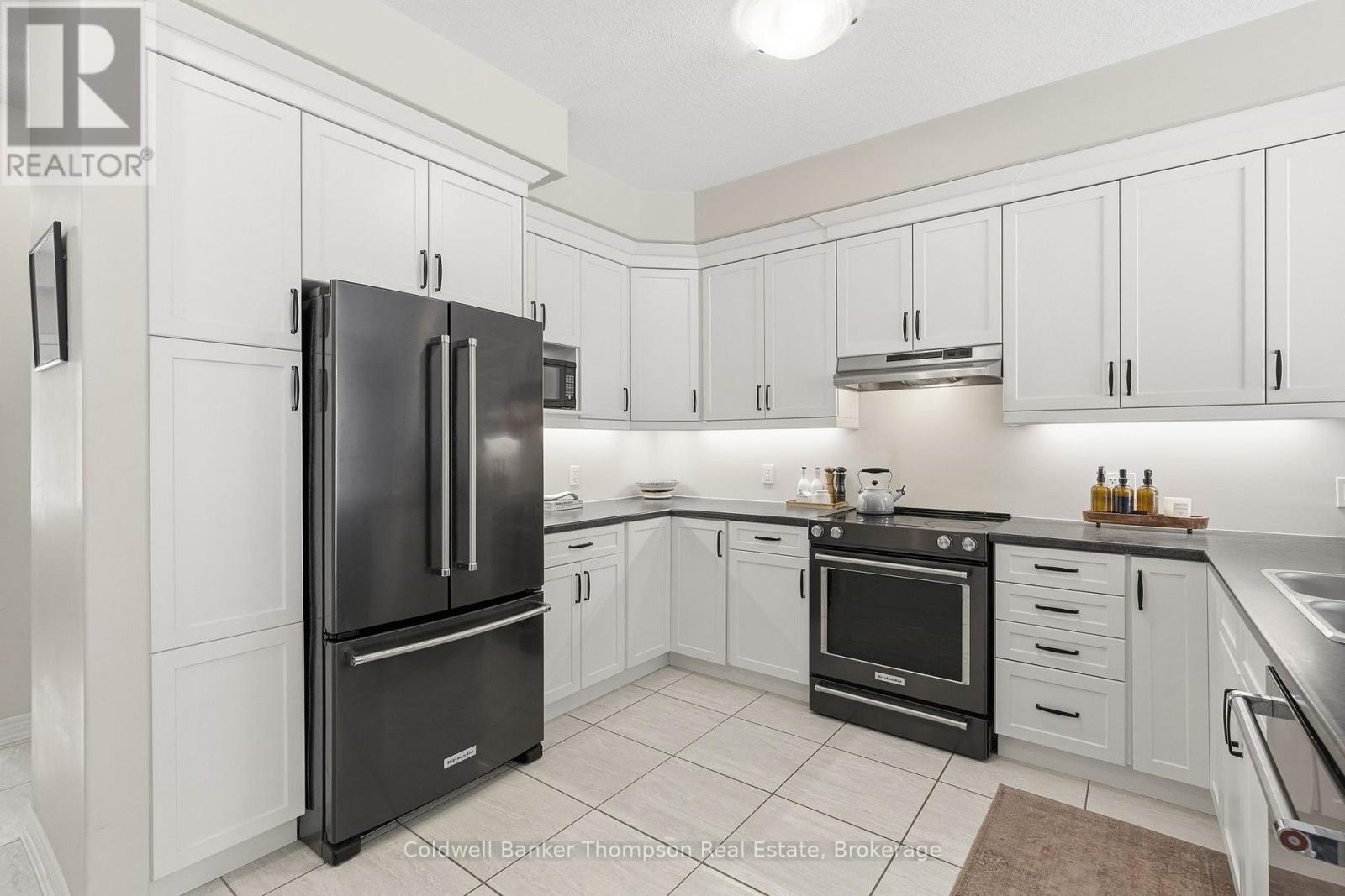 64 Selkirk Drive, Huntsville, Ontario  P1H 0C6 - Photo 8 - X13041120