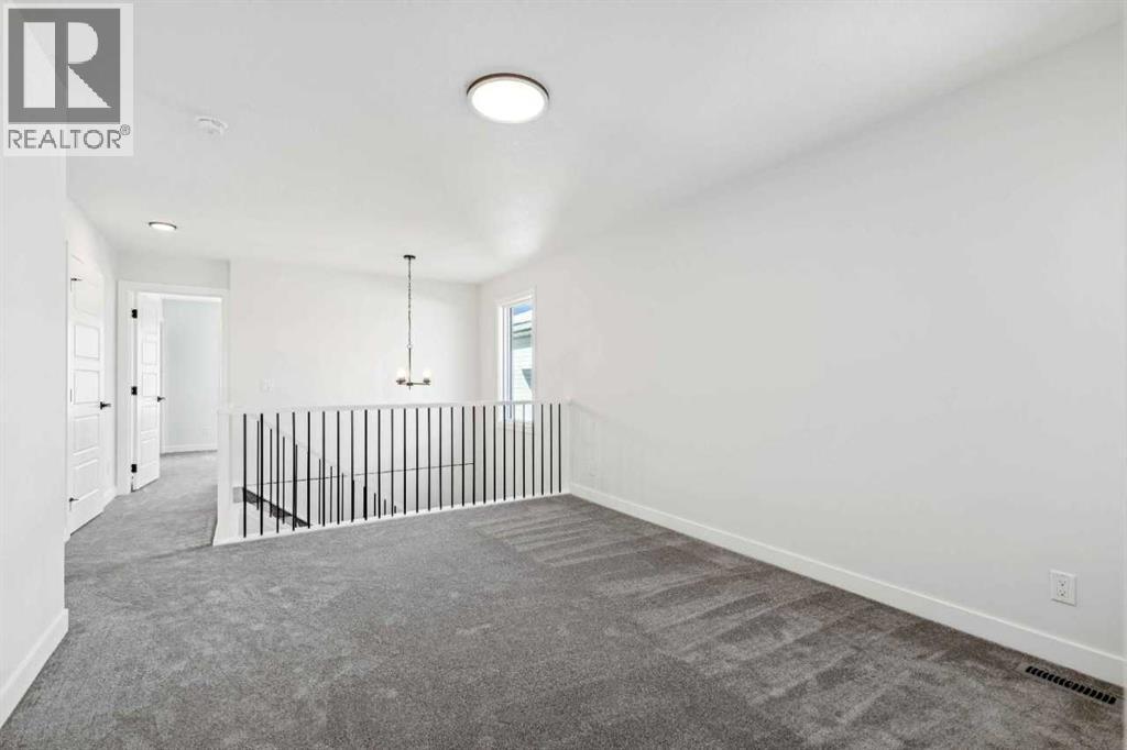 132 Southbow Village Way, Cochrane, Alberta  T4C 3J9 - Photo 20 - A2282654