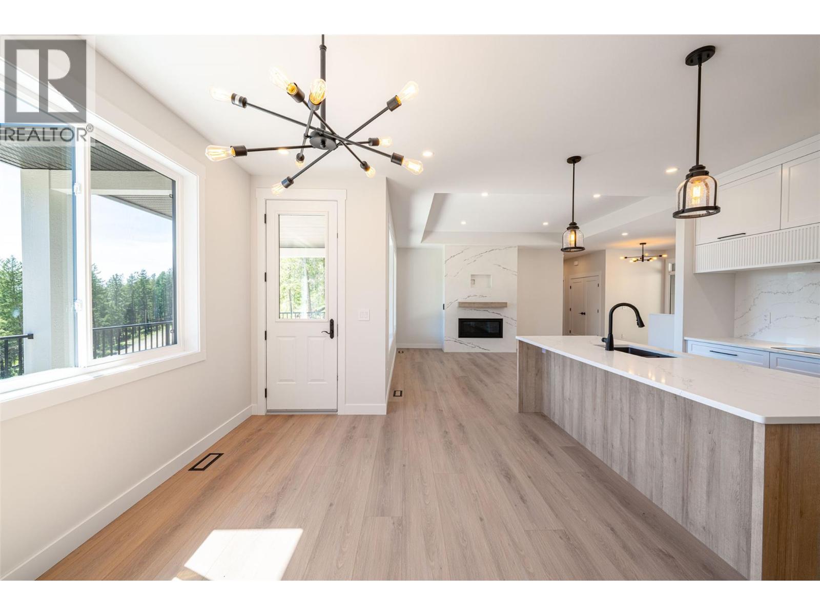 7863 Boulter Road, Vernon, British Columbia  V1B 3N2 - Photo 9 - 10384234