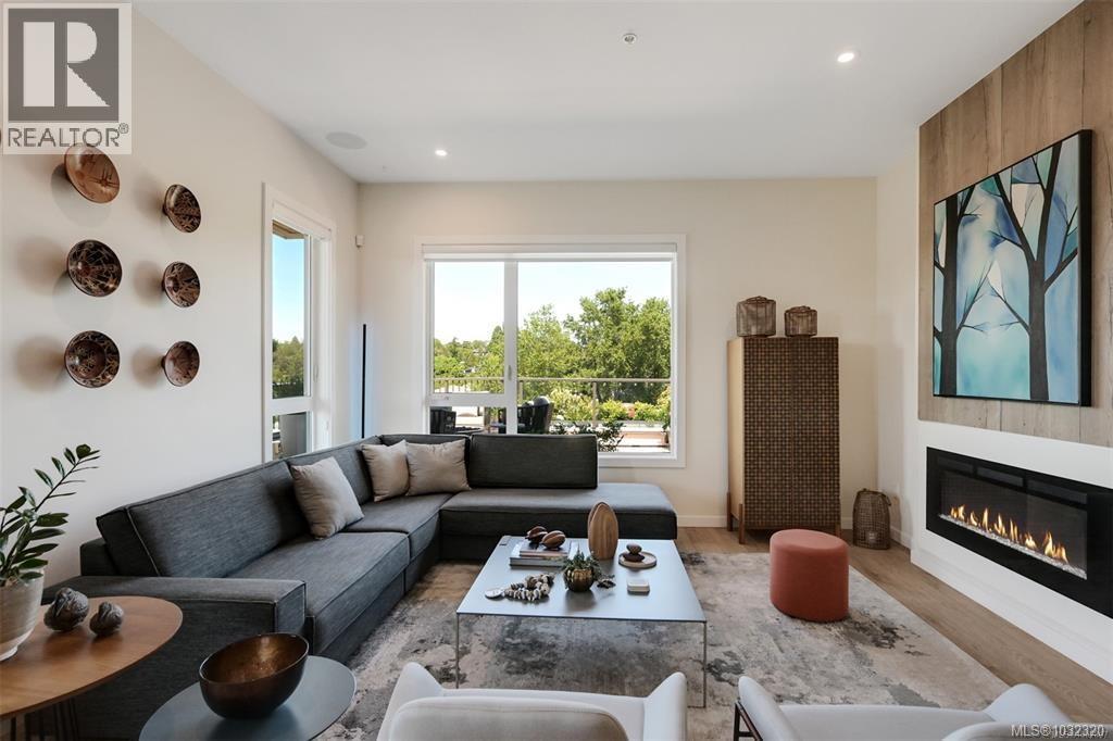 409 1588 North Dairy Rd, Saanich, British Columbia  V8T 3V4 - Photo 4 - 1032320