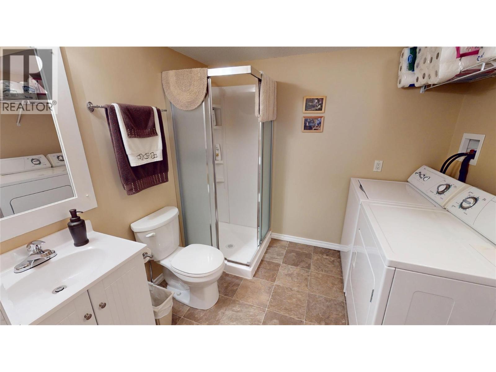 7490 Pine Cone Lane, Radium Hot Springs, British Columbia  V0A 1M0 - Photo 23 - 10384368