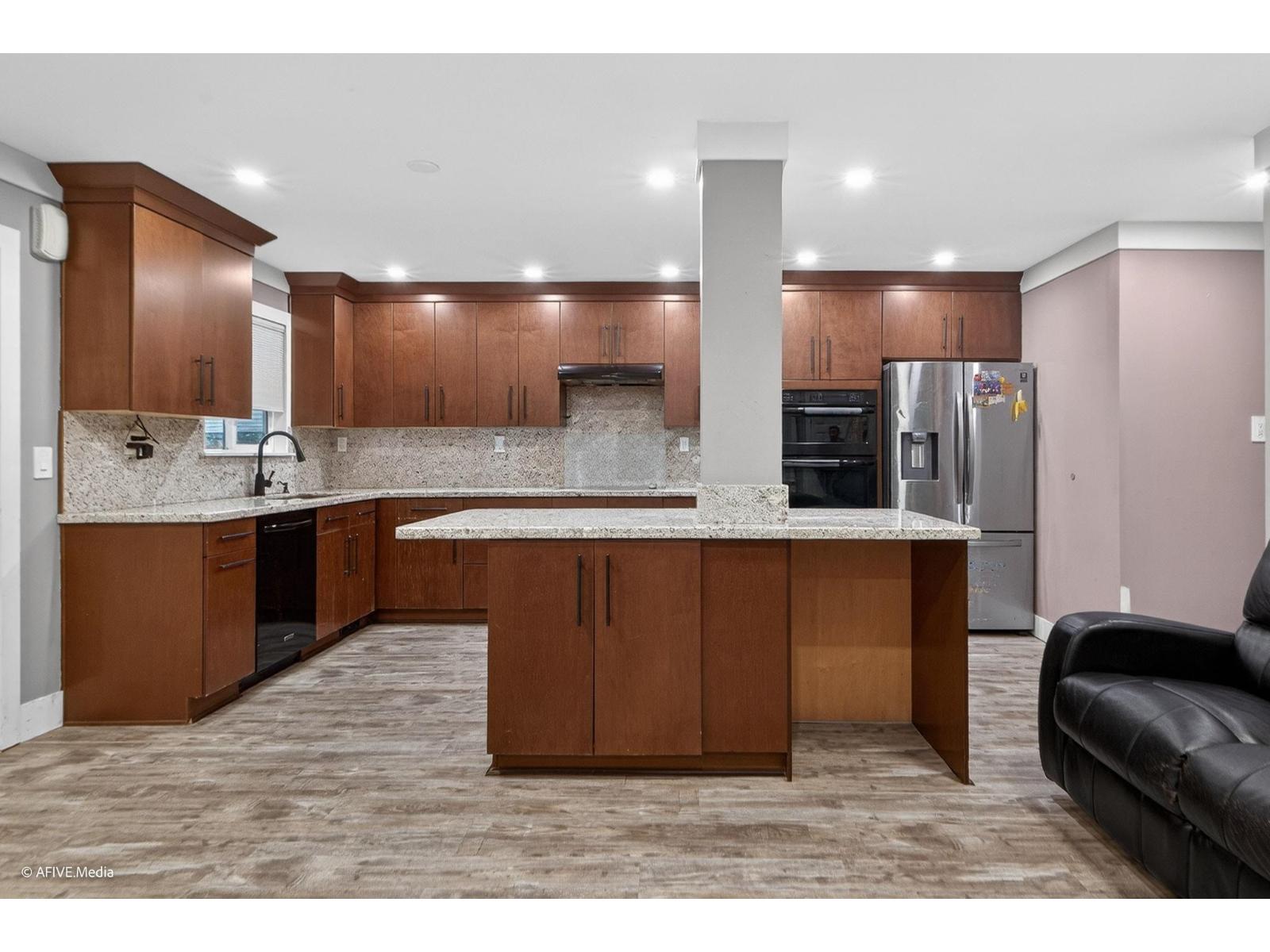 13812 65a Avenue, Surrey, British Columbia  V3W 9R8 - Photo 8 - R3115242