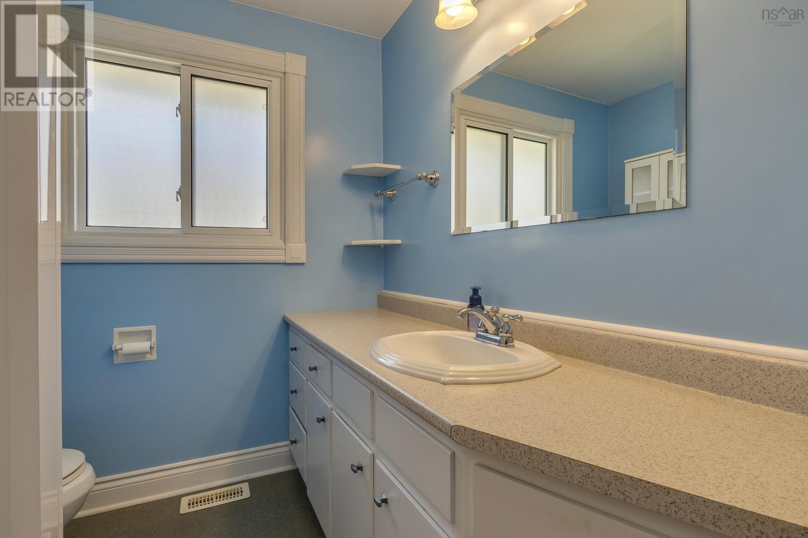 33 Rosewood Avenue, Timberlea, Nova Scotia  B3T 1C6 - Photo 16 - 202608528