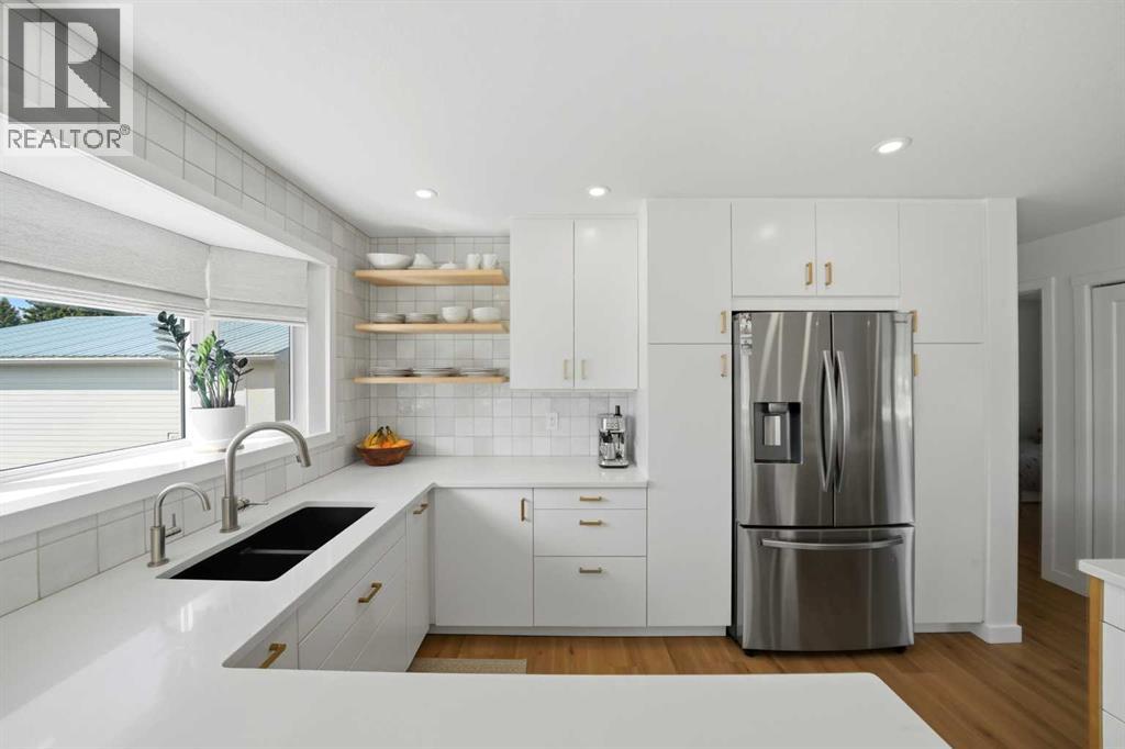 12 Stirling Close, Red Deer, Alberta  T4N 0A8 - Photo 15 - A2304214