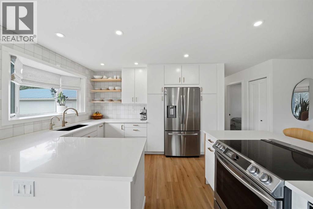 12 Stirling Close, Red Deer, Alberta  T4N 0A8 - Photo 13 - A2304214