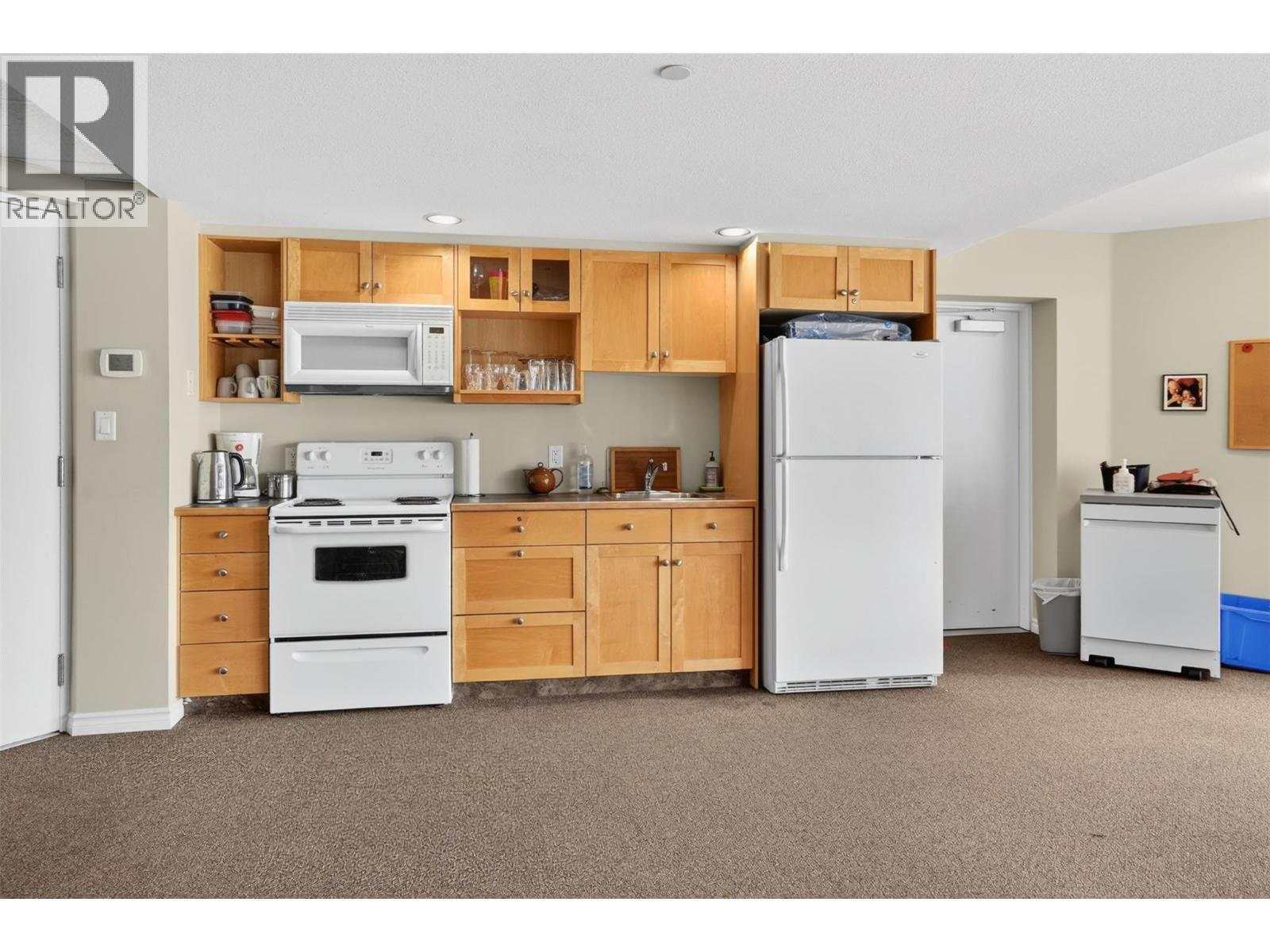 550 Rainbow Drive Unit# 302, Kaslo, British Columbia  V0G 1M0 - Photo 47 - 10384437